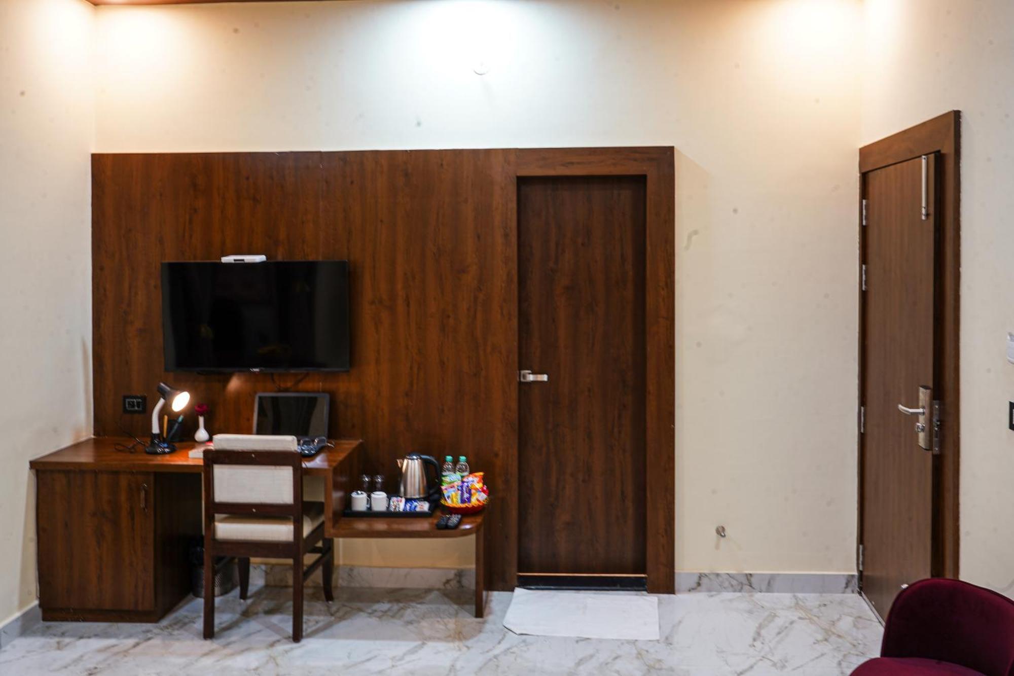 Hotel Pushkar Legacy מראה חיצוני תמונה