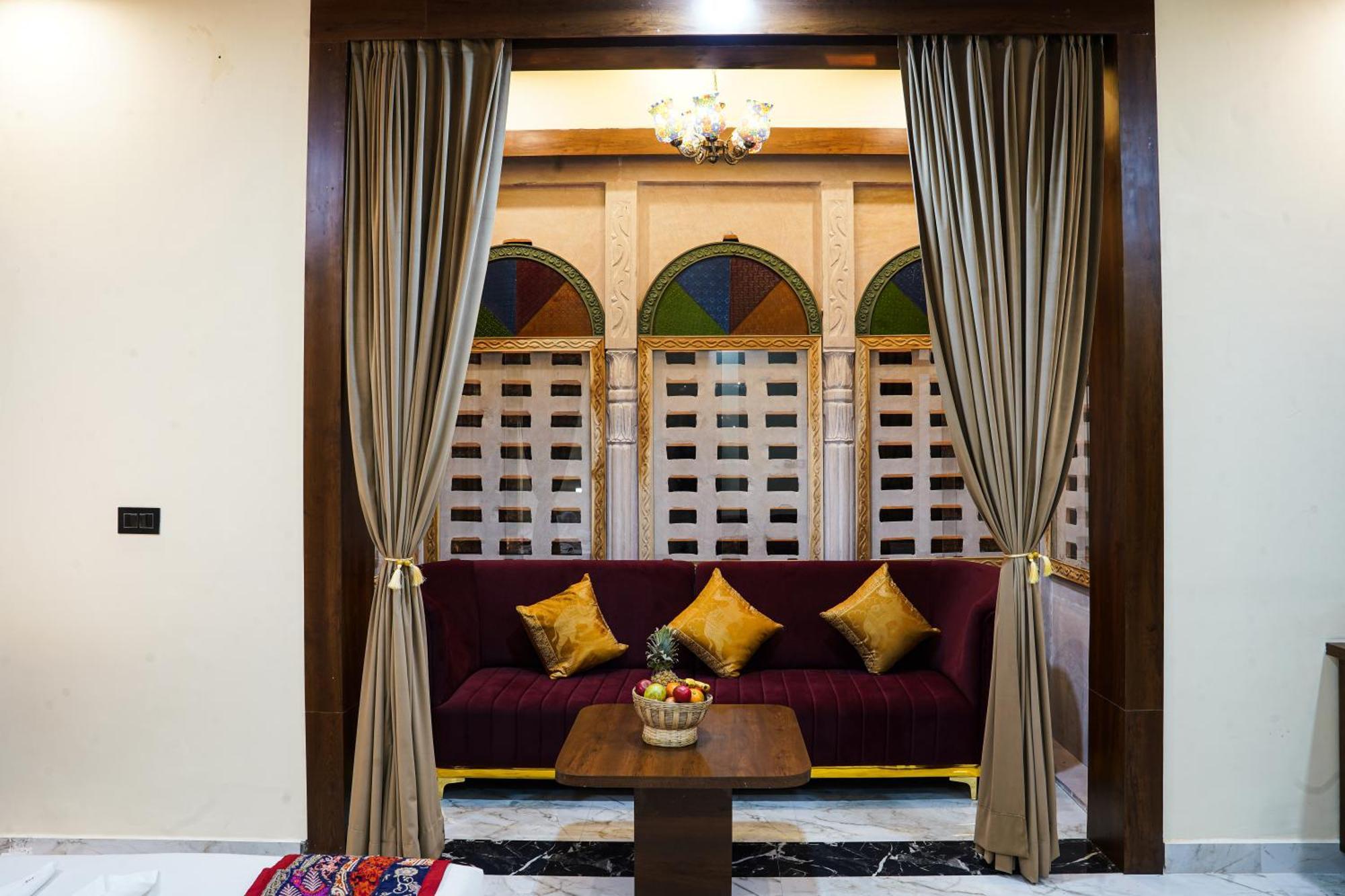 Hotel Pushkar Legacy מראה חיצוני תמונה