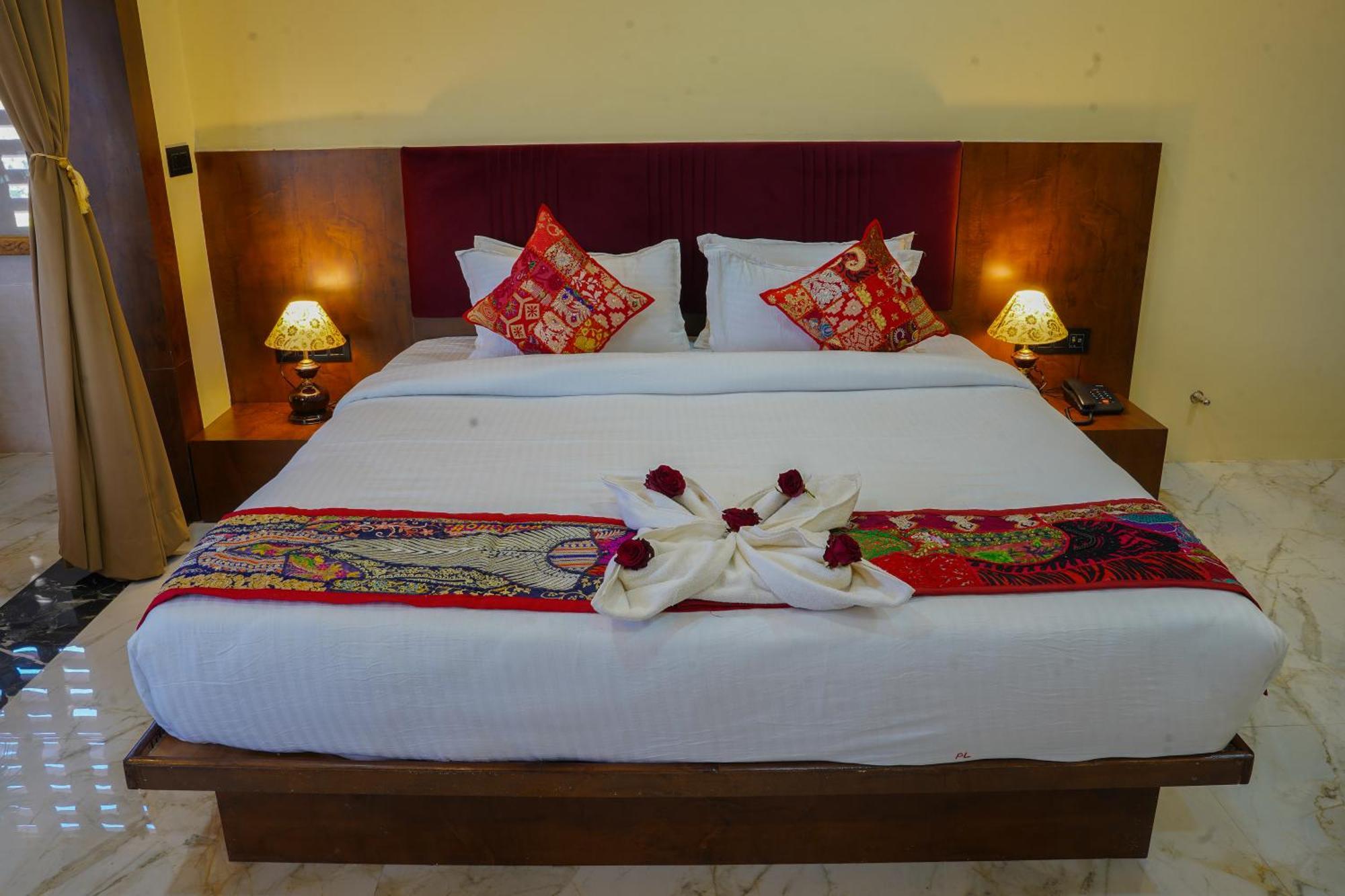 Hotel Pushkar Legacy מראה חיצוני תמונה