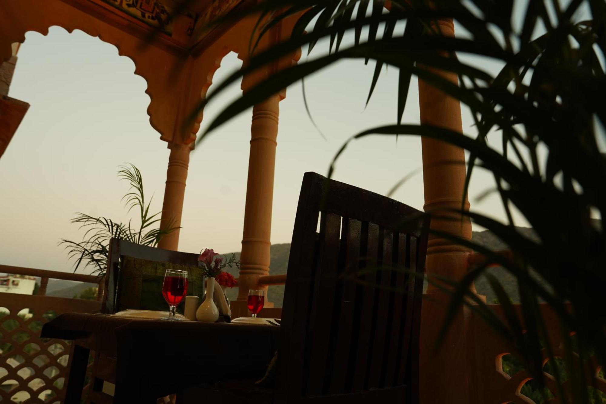 Hotel Pushkar Legacy מראה חיצוני תמונה