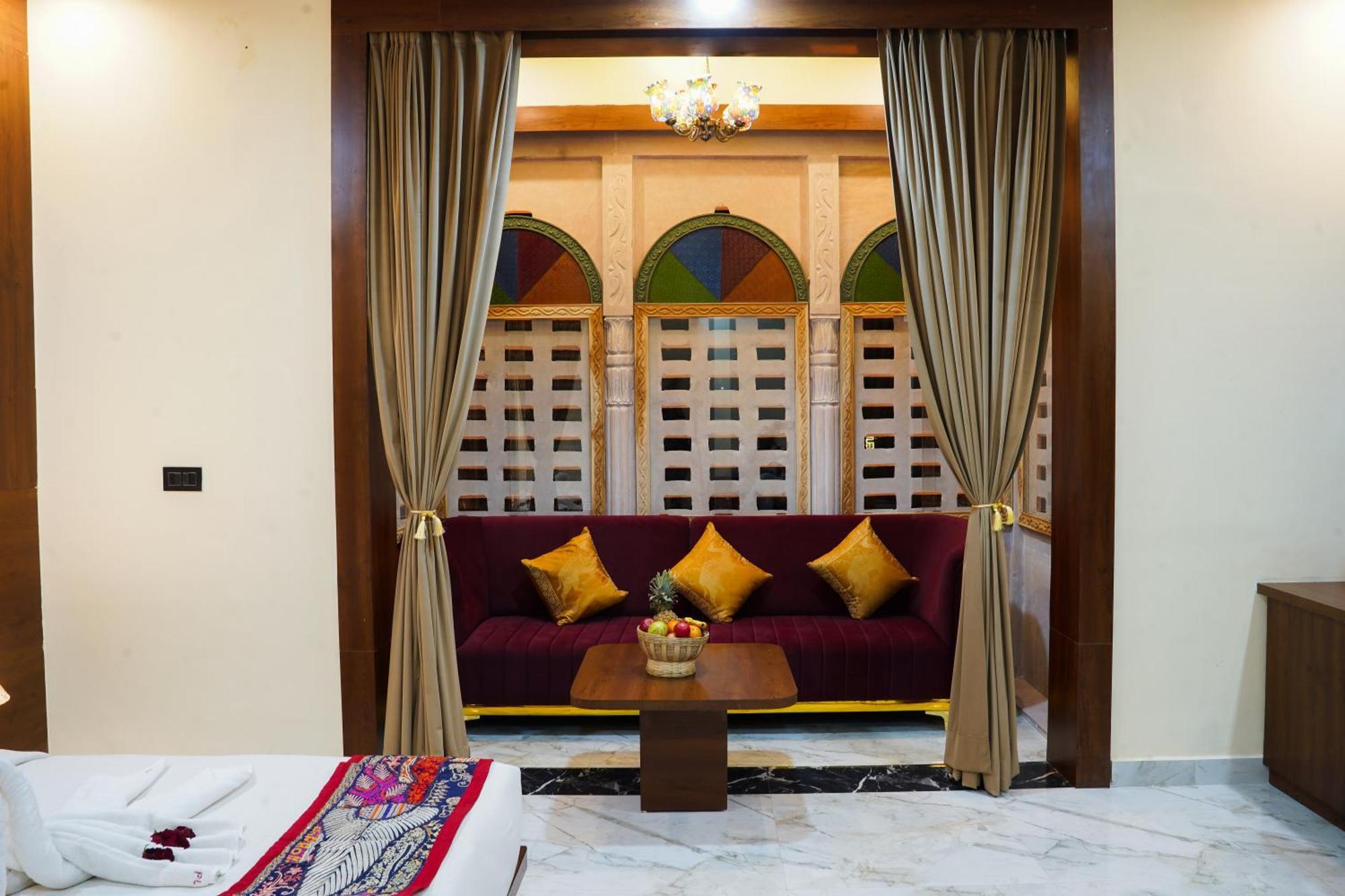 Hotel Pushkar Legacy מראה חיצוני תמונה