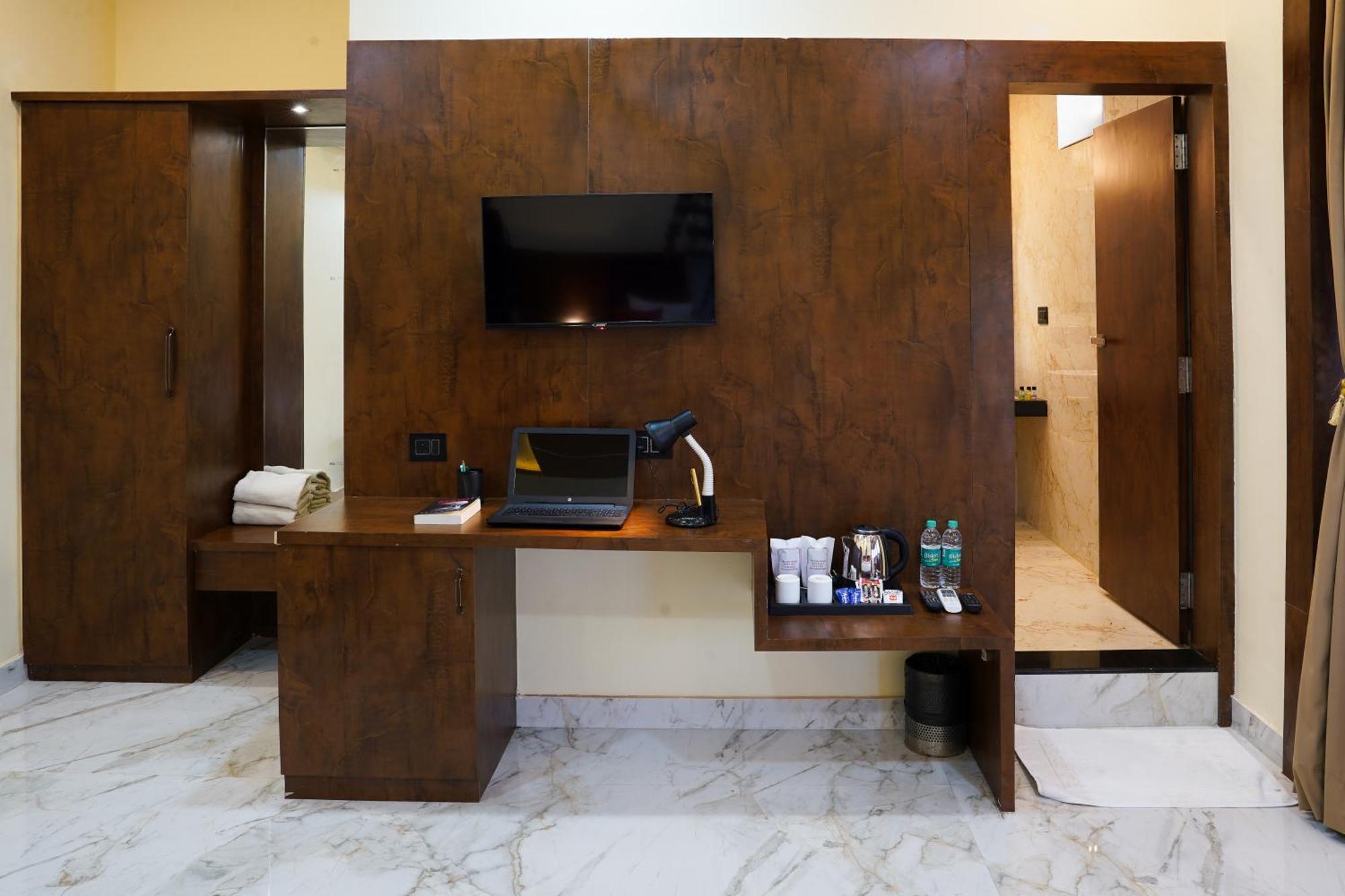 Hotel Pushkar Legacy מראה חיצוני תמונה