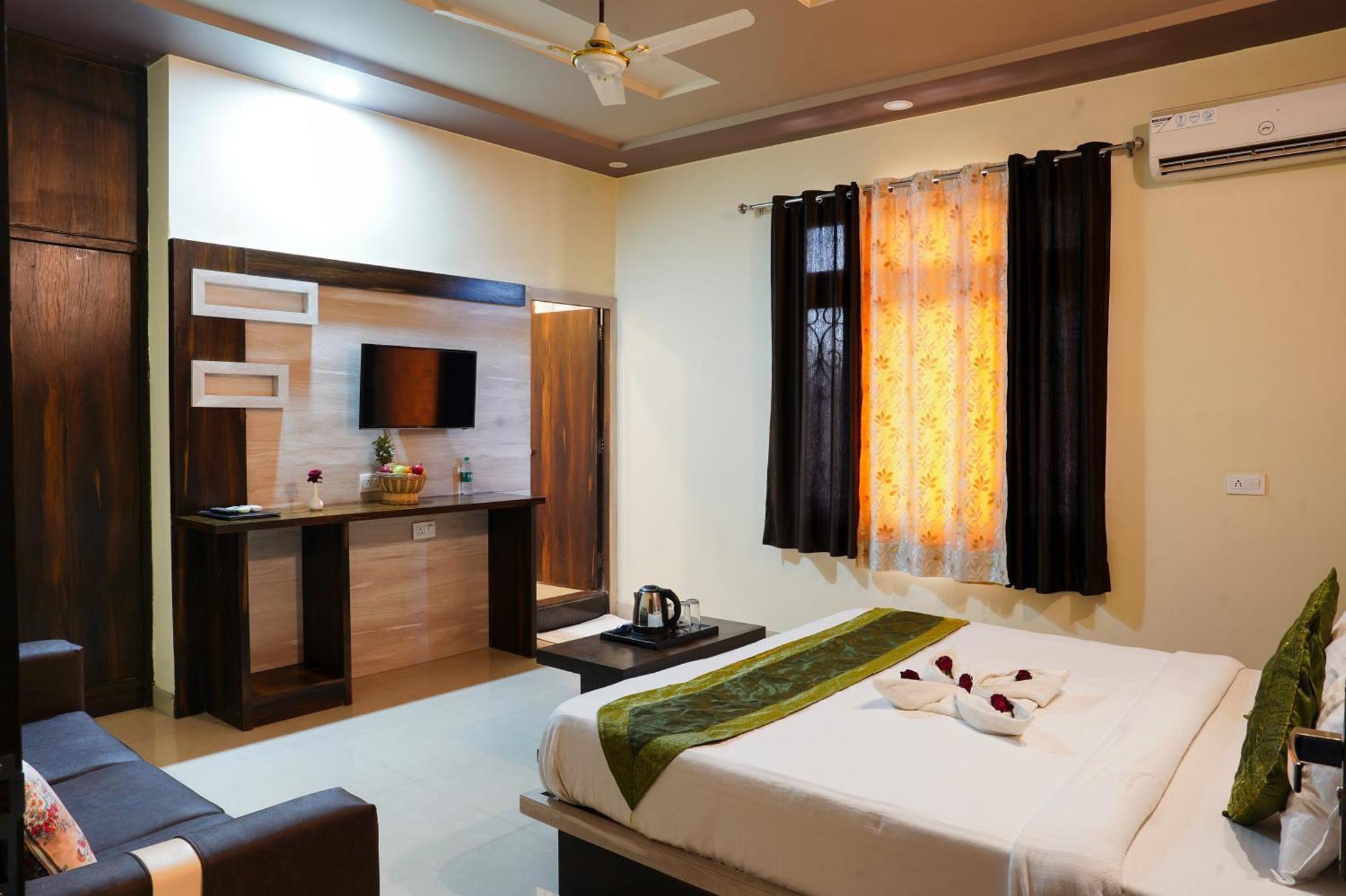Hotel Pushkar Legacy מראה חיצוני תמונה