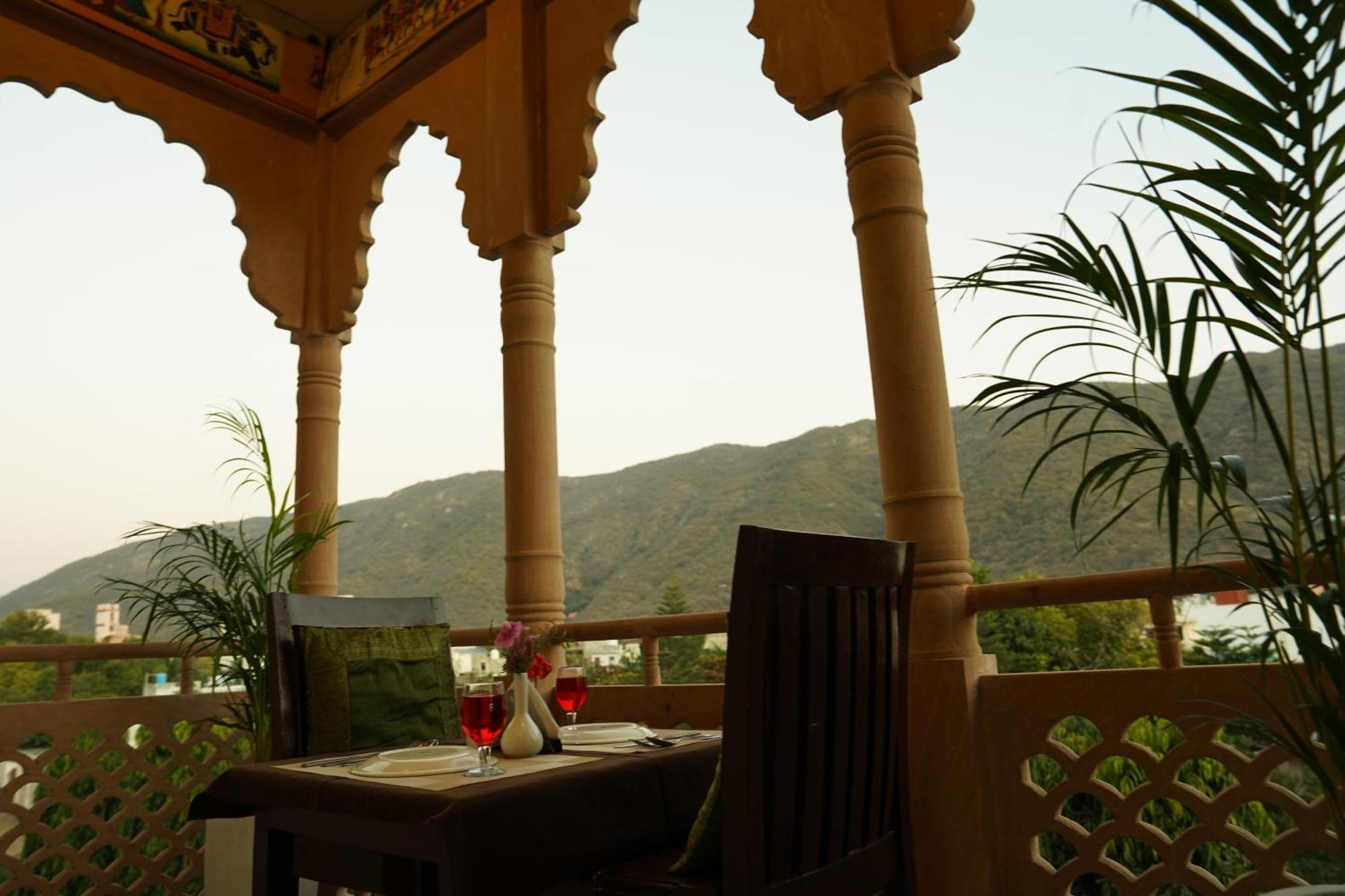 Hotel Pushkar Legacy מראה חיצוני תמונה