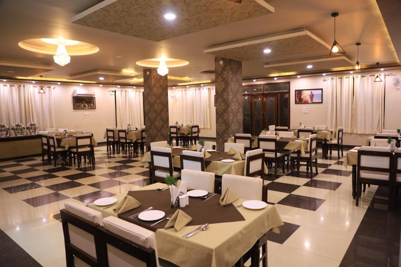 Hotel Pushkar Legacy מראה חיצוני תמונה