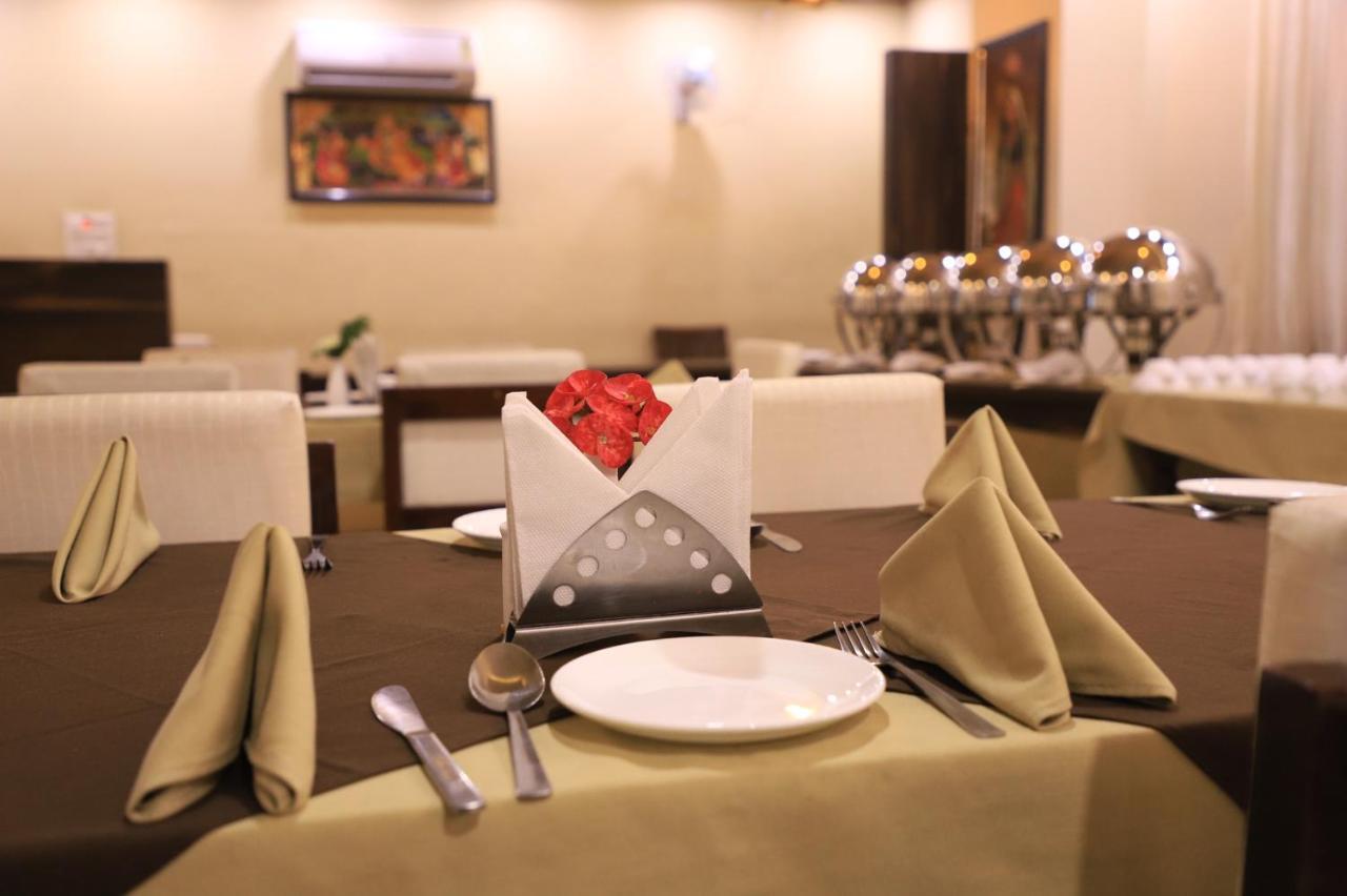Hotel Pushkar Legacy מראה חיצוני תמונה